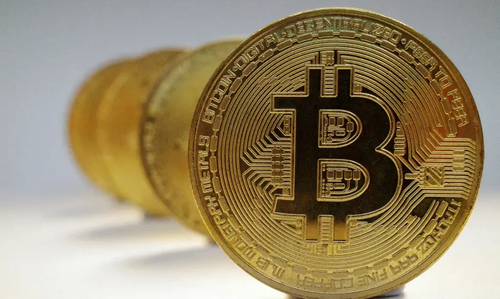 Criptomoedas caem após Rússia invadir Ucrânia
19/10/2021
REUTERS/Edgar Su