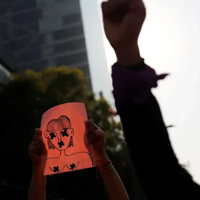 Protesto contra o feminicídio e violência contra mulheres.