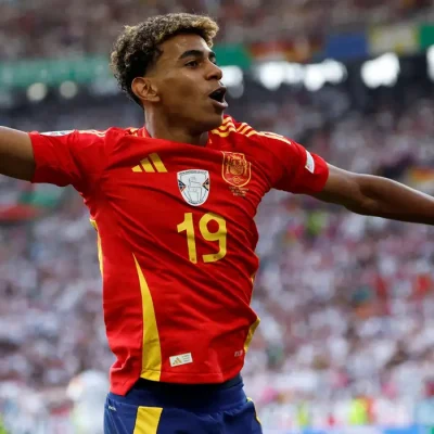 FILE PHOTO: Soccer Football - Euro 2024 - Quarter Final - Spain v Germany - Stuttgart Arena, Stuttgart, Germany - July 5, 2024 Spain's Lamine Yamal celebrates after Dani Olmo scores their first goal REUTERS/Heiko Becker/File Photo
