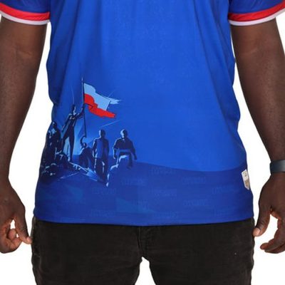 A história vetada pela Fifa em camisa da Copa - Revolução do Haiti: a história vetada pela Fifa em camisa da Copa
Uniforme da seleção caribenha retratava batalha pela independência. Foto: Saeta/ Divulgação