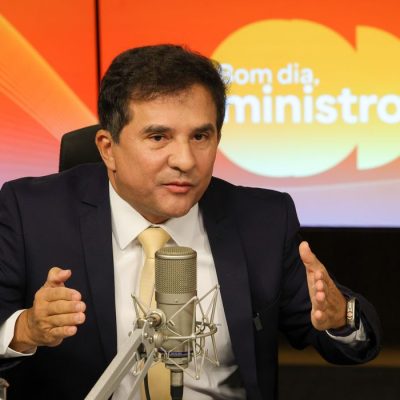 Brasília (DF) 17/06/2026 - O ministro do Esporte, Paulo Henrique Cordeiro, durante entrevista ao programa Bom Dia, Ministro. Foto: Fabio Rodrigues-Pozzebom/ Agência Brasil