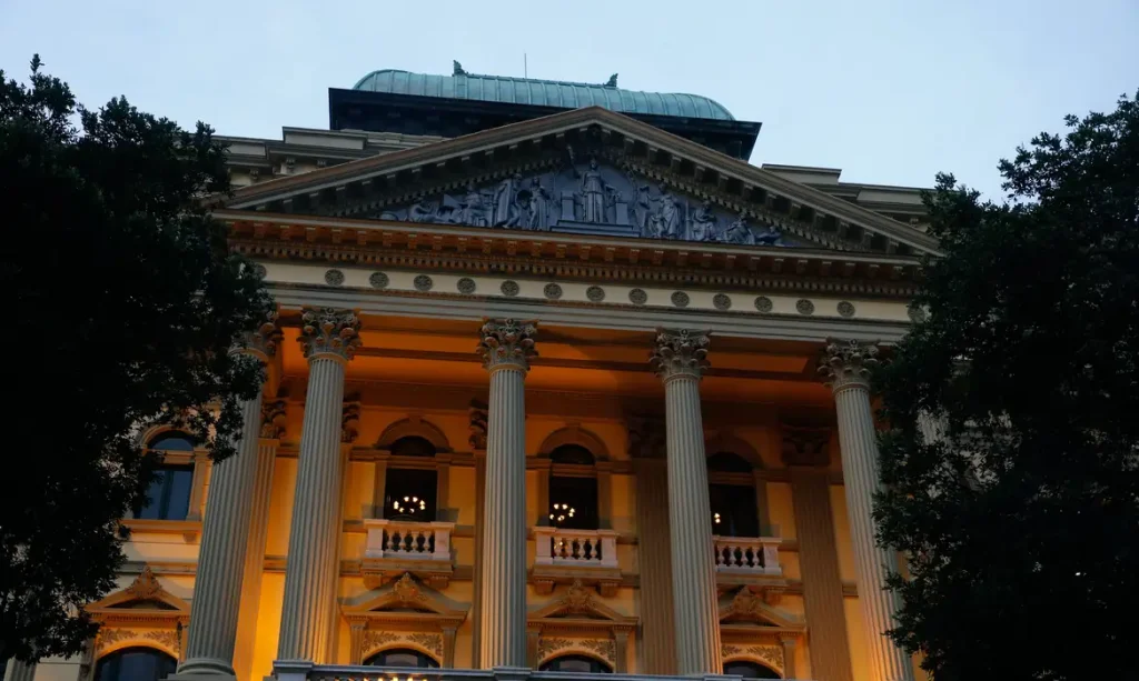 Reinauguração da fachada restaurada da Biblioteca Nacional, na Cinelândia, Rio de Janeiro.