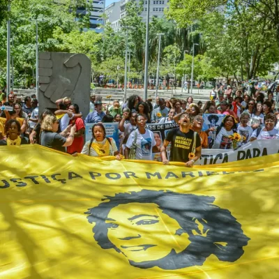 Rio de Janeiro (RJ) - 26/12/2024 -100 fotos melhores de 2024, retrospectiva - Foto feita em 14/03/2024 – Ato por Justiça marca os seis anos do assassinato de Marielle Franco, no centro do Rio de Janeiro. Foto: Tomaz Silva/Agência Brasil