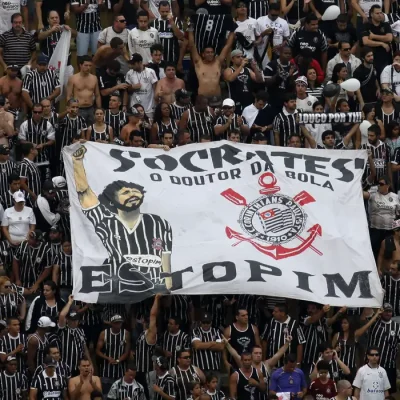torcida Corinthians, faixa Sócrates