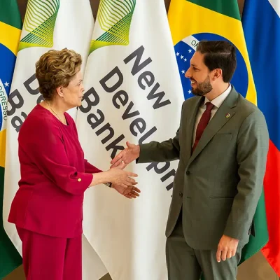 Xangai, 04/06/2026 -  O secretário executivo do Ministério da Cultura (MinC), Márcio Tavares, se encontrou com a presidenta do Novo Banco de Desenvolvimento (NDB) do BRICS, Dilma Rousseff. Foto: Tarcisio Boquady/ MinC