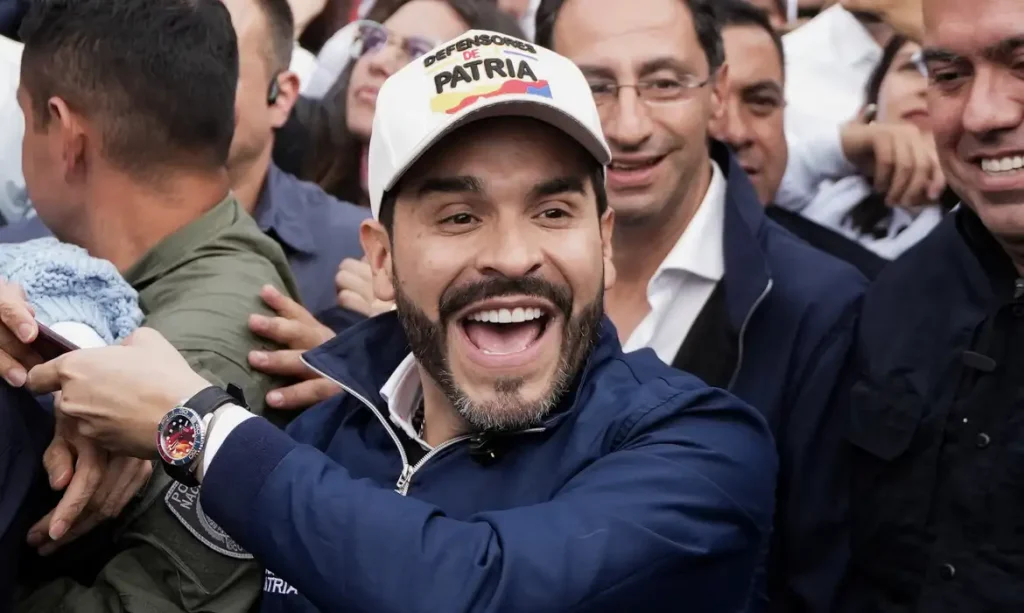 Colombian lawyer and right-wing presidential candidate Abelardo de la Espriella reacts as he attends a campaign event in Bogota, Colombia, May 7, 2026. REUTERS/Nathalia Angarita