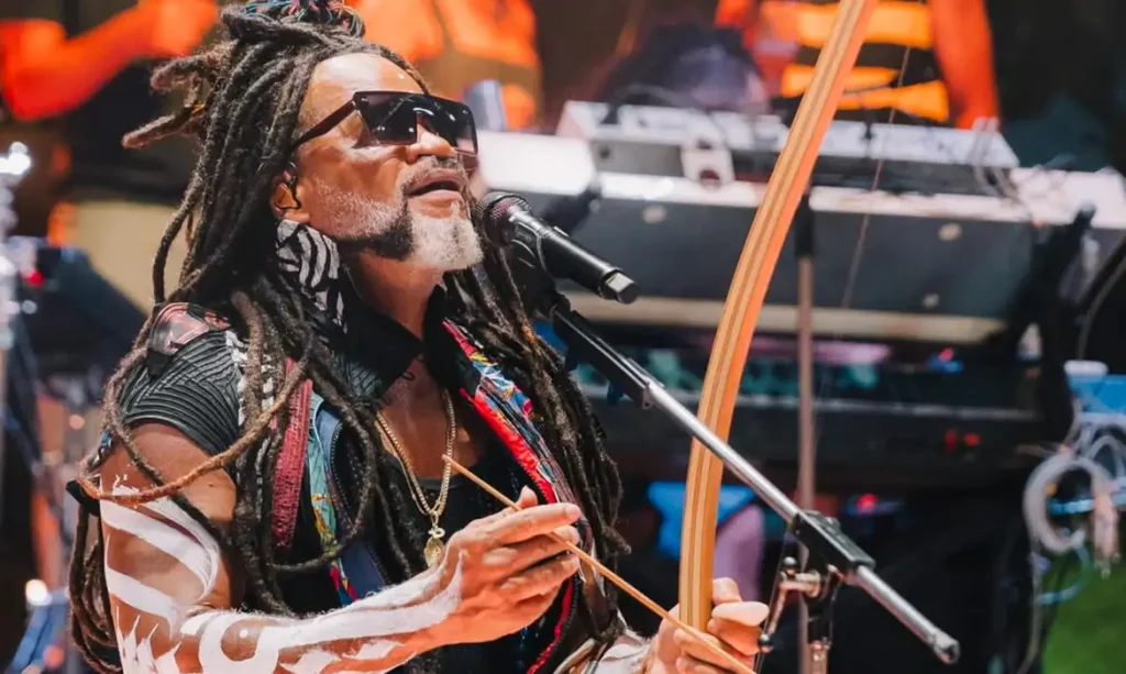 Brasília 30/11/2025 - Cantor e compositor, Carlinhos Brown. Foto: Instagram/ carlinhosbrown