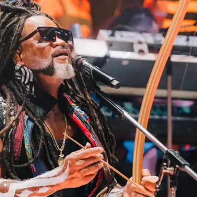 Brasília 30/11/2025 - Cantor e compositor, Carlinhos Brown. Foto: Instagram/ carlinhosbrown