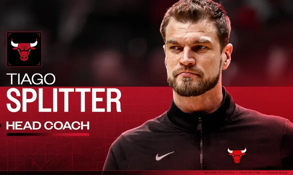 Brasileiro Tiago Splitter - técnico do Chicago Blues