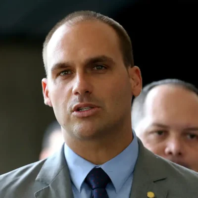 Eduardo Bolsonaro no Centro Cultural Banco do Brasil (CCBB), em Brasília, onde funciona o gabinete de transição de governo.