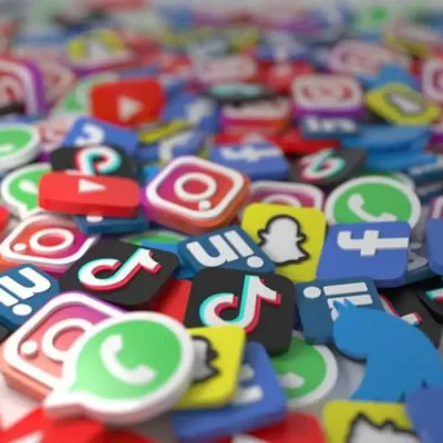 big techs, mídias sociais, plataformas digitais, redes sociais