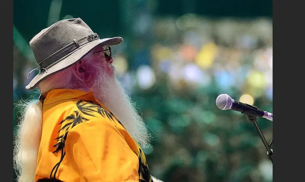 São Paulo 13/09/2025 - Com serenidade e amor, comunicamos que Hermeto Pascoal fez sua passagem para o plano espiritual, cercado pela família e por companheiros de música. Foto/ Intagram/hermetopascoal