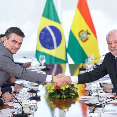 Brasília (DF), 16/03/2026 - Presidente da Bolívia, Rodrigo Paz (e) reunido com presidente, Luiz Inácio Lula da Silva (d), durante reunião bilateral no Palácio do Planalto. 
Foto: Marcelo Camargo/Agência Brasil