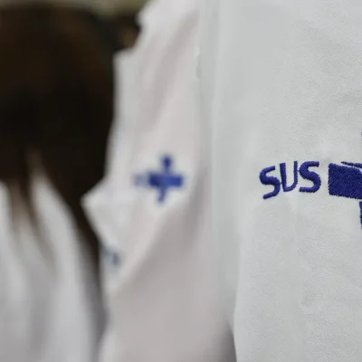 Rio de Janeiro (RJ), 24/04/2025 – Novos médicos do Programa Mais Médicos durante visita no Super Centro Carioca de Saúde, em Benfica. Foto: Fernando Frazão/Agência Brasil