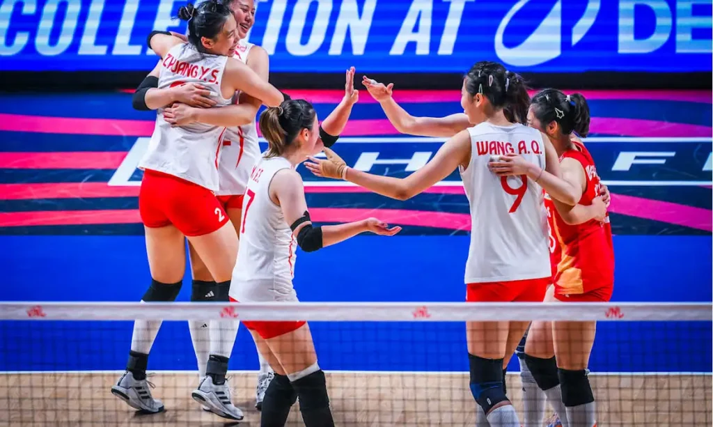 China surpreende Estados Unidos com vitória de virada por 3 sets a 2 e avança às semifinais da Liga das Nações de volêi feminino, em 23/07/2026