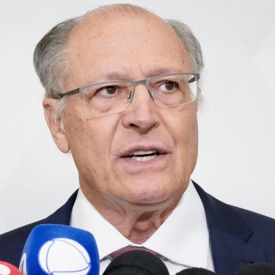 Brasília (DF) 17/03/2025 - Vice-presidente da República Geraldo Alckmin durante entrevista coletiva  no Palácio do Planalto onde fala sobre o desempenho do setor de eletroeletrônicos com Associação Nacional de Fabricantes de Produtos Eletroeletrônicos - ELETROS. Foto: Cadu Gomes/VPR