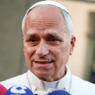 Papa Leão 14 deixa a residência papal em Castel Gandolfo para retornar ao Vaticano
16 de junho de 2026 REUTERS/Guglielmo Mangiapane
