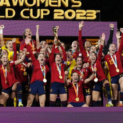Spain celebrates with the trophy after winning during the FIFA Women's World Cup Australia & New Zealand 2023 Final match between Spain and England at Stadium Australia on August 20, 2023 in Sydney, Australia. (Photo by Jose Breton/Pics Action/NurPhoto)NO USE FRANCE
