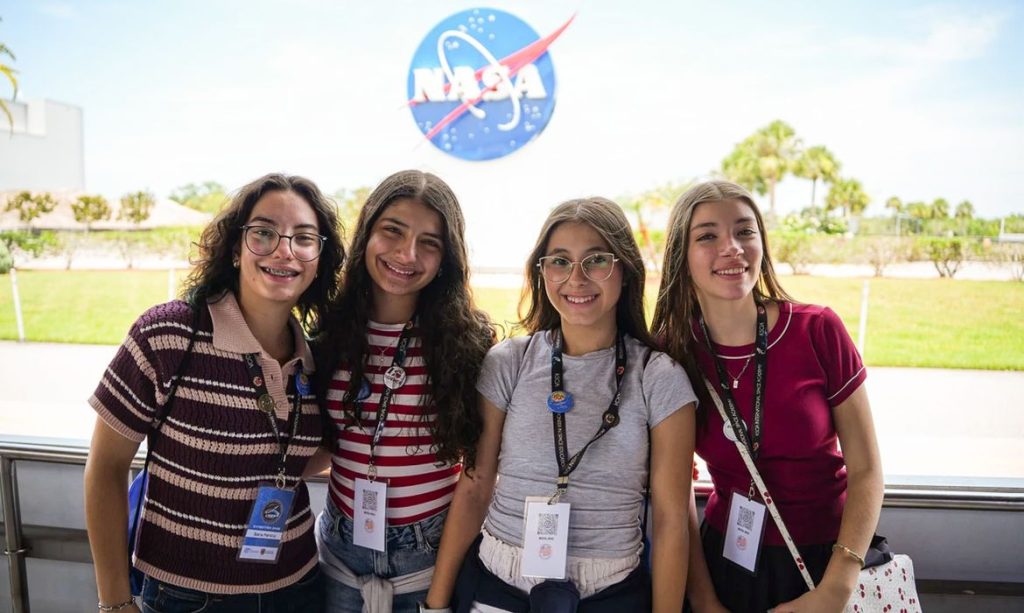 Brasília – DF – 08/07/2026 - Quatro adolescentes brasileiras vencem competição internacional e terão pesquisa sobre câncer de mama realizada no espaço Crédito: Divulgação/NASA