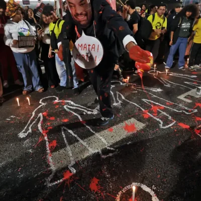 São Paulo (SP), 31/10/2025 - Pessoas na Avenida Paulista durante manifestação contra a operação policial Contenção no Rio de Janeiro. Foto: Paulo Pinto/Agência Brasil