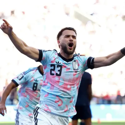 Nicolas Raskin, da Bélgica, comemora após Charles De Ketelaere marcar o primeiro gol da equipe contra os Estados Unidos pelas oitavas de final da Copa do Mundo de 2026
6 de julho de 2026 REUTERS/Albert Gea
