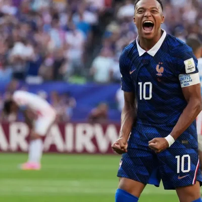 Soccer Football - FIFA World Cup 2026 - Round of 16 - Paraguay v France - Philadelphia Stadium, Philadelphia, Pennsylvania, U.S. - July 4, 2026
France's Kylian Mbappe celebrates after the match IMAGN IMAGES via Reuters/James Lang TPX IMAGES OF THE DAY