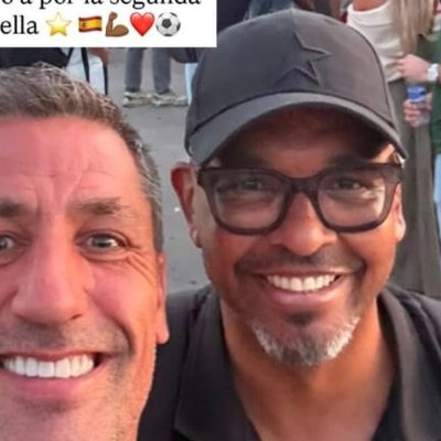 Entrada de Joan Capdevila nos Estados Unidos foi inicialmente negada por participação em amistoso no Irã, em 2016. Depois de pedir ajuda até ao presidente Donald Trump, ex-lateral embarcou com o ex-volante Marcos Senna, brasileiro naturalizado espanhol.. Foto: marcossenna19/Instagram