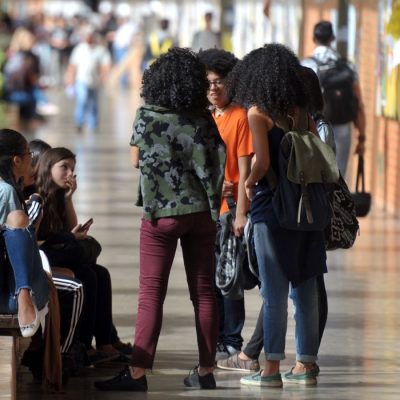 UnB foi a primeira universidade federal a adotar sistema de cotas raciais
Foto: Marcello Casal Jr/Agência Brasil/Arquivo