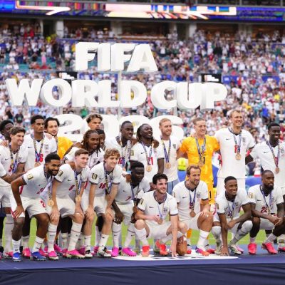 MIAMI GARDENS, FLORIDA - JULY 18: Players of England pose for the photo after receiving their third place medals following the 2026 FIFA World Cup bronze-final match between France and England at Miami Stadium in Miami Gardens, Florida, United States, on July 18, 2026. Jose Hernandez / AnadoluNo Use USA No use UK No use Canada No use France No use Japan No use Italy No use Australia No use Spain No use Belgium No use Korea No use South Africa No use Hong Kong No use New Zealand No use Turkey