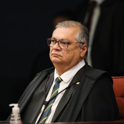 Brasília (DF) 10/09/2025 - O ministro Flávio Dino na Primeira Turma do Supremo Tribunal Federal (STF) que realiza o quarto dia de julgamento dos réus do Núcleo 1 da trama golpista, formado pelo ex-presidente Jair Bolsonaro e mais sete aliados.  Foto: Fabio Rodrigues-Pozzebom/ Agência Brasil