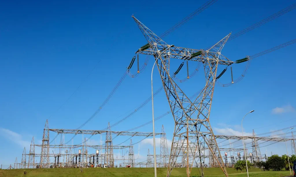 Foz do Iguaçu (PR), 14/04/2026 - Linhas de transmissão de energia elétrica da usina hidrelétrica Itaipu Binacional. Foto: Tânia Rêgo/Agência Brasil