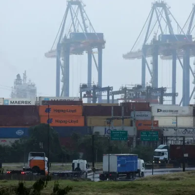 Pátio de contêineres, parte do Porto de Santos
6 de agosto de 2025
REUTERS/Jorge Silva