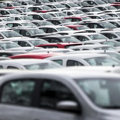 Distribuição de veículos espera alta de 4,6% nas vendas em 2022, diz Fenabrave
30/03/2015
REUTERS/Roosevelt Cassio