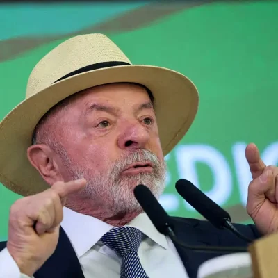 FILE PHOTO: Brazil's President Luiz Inacio Lula da Silva speaks during a ceremony to sign into law a bill establishing a line of credit for companies affected by new tariffs imposed by the U.S. government, at the Planalto Palace in Brasilia, Brazil, July 22, 2026. REUTERS/Adriano Machado/Proibida Reprodução