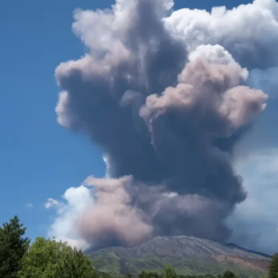Plumes of volcanic ash and smoke rise from Mount Etna, as seen from Milo, Italy, June 2, 2025. REUTERS/Giuseppe di Stefano