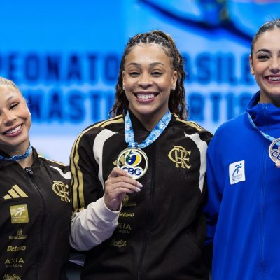 Lorrane Oliveira é ouro, Flávia Saraiva prata e Sophia Weisberg bronze nas barras assimétricas, no Campeonato Brasileiro de Ginástica Artística, em 08/08/2026