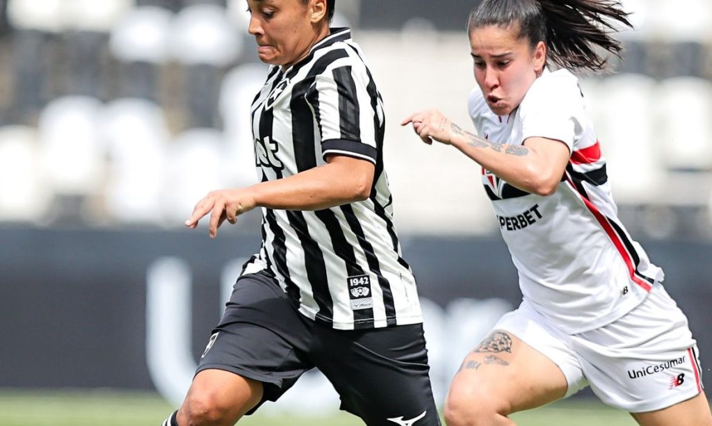 Brasileiro Feminino: São Paulo goleia, iguala líder e afunda Botafogo. Foto: Arthur Barreto/BFR