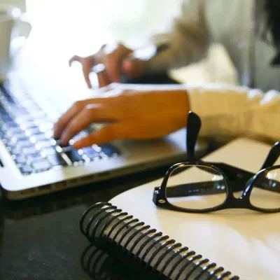 Teletrabalho, home office ou trabalho remoto.