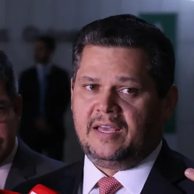 Brasília – DF – 18/06/2026 – Presidente do Congresso Nacional, Davi Alcolumbre, durante coletiva a imprensa. Foto: Lula Marques/Agência Brasil.