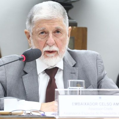 Embaixador Celso Amorim, assessor-chefe da Assessoria Especial do Presidente da República. Foto: Vinicius Loures / Câmara dos Deputados