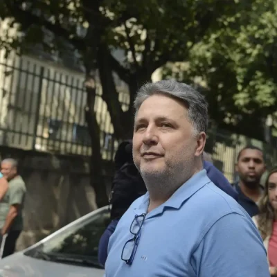 O ex-governador do Rio, Anthony Garotinho, é liberado do presídio de Benfica onde foi preso, durante a Operação Secretum Domus