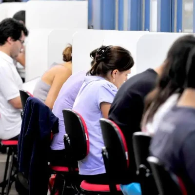 cursinhos preparatórios para concursos públicos