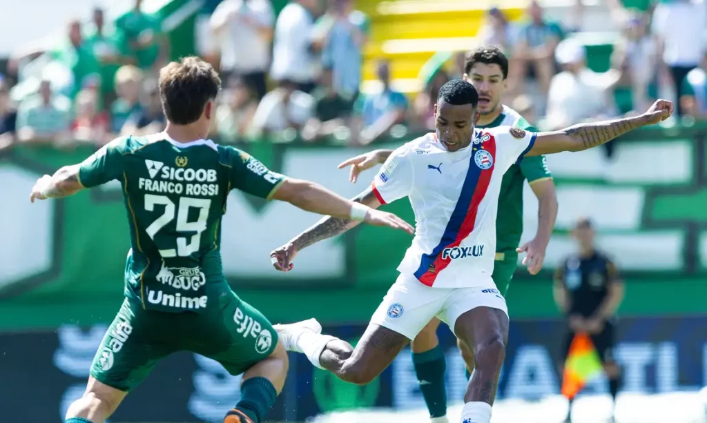 Brasileirão: Chapecoense busca empate com Bahia em jogo de seis gols. Foto: : Catarina Brandão/EC Bahia