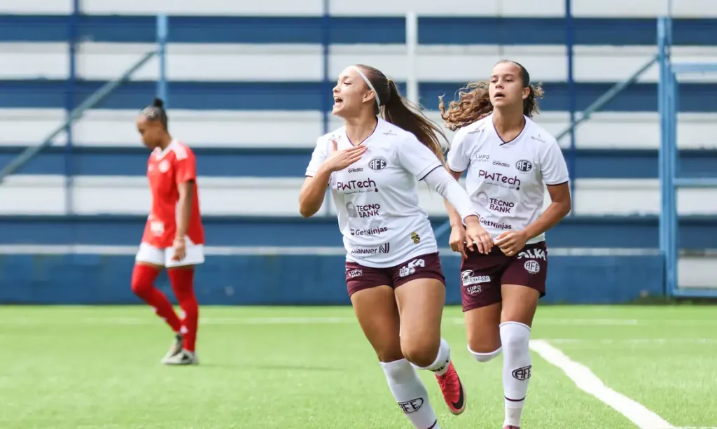 Porto Alegre (RS), 30/08/2026 - Lance de jogo entre Ferroviária e Internacional, válido pelo Campeonato Sub-17 de Futebol Feminino 2026. Foto: Jonatan Dutra/Ferroviária