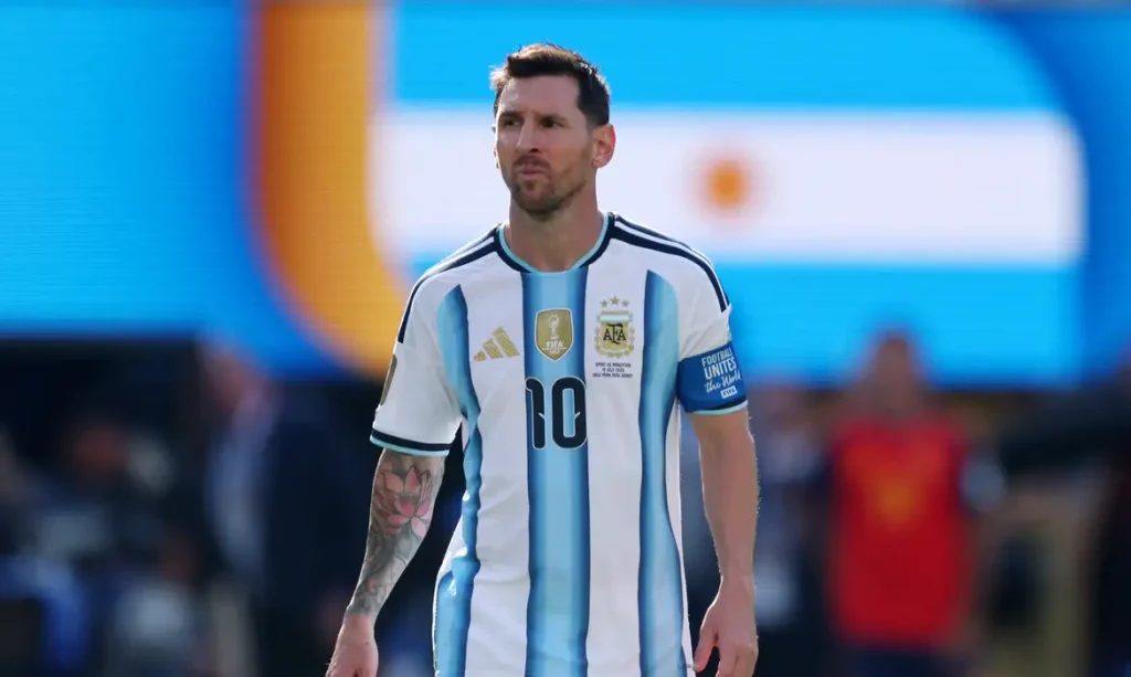 Lionel Messi durante a final da Copa do Mundo de 2026 entre Argentina e Espanha
19 de julho de 2026 IMAGN IMAGES via Reuters/Vincent Carchietta