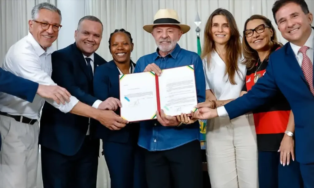 Brasília (DF), 28/09/2026 - Presidente da República, Luiz Inácio Lula da Silva, durante cerimônia de sanção da lei de incentivo ao futebol feminino. Foto: lulaoficial/Instagram