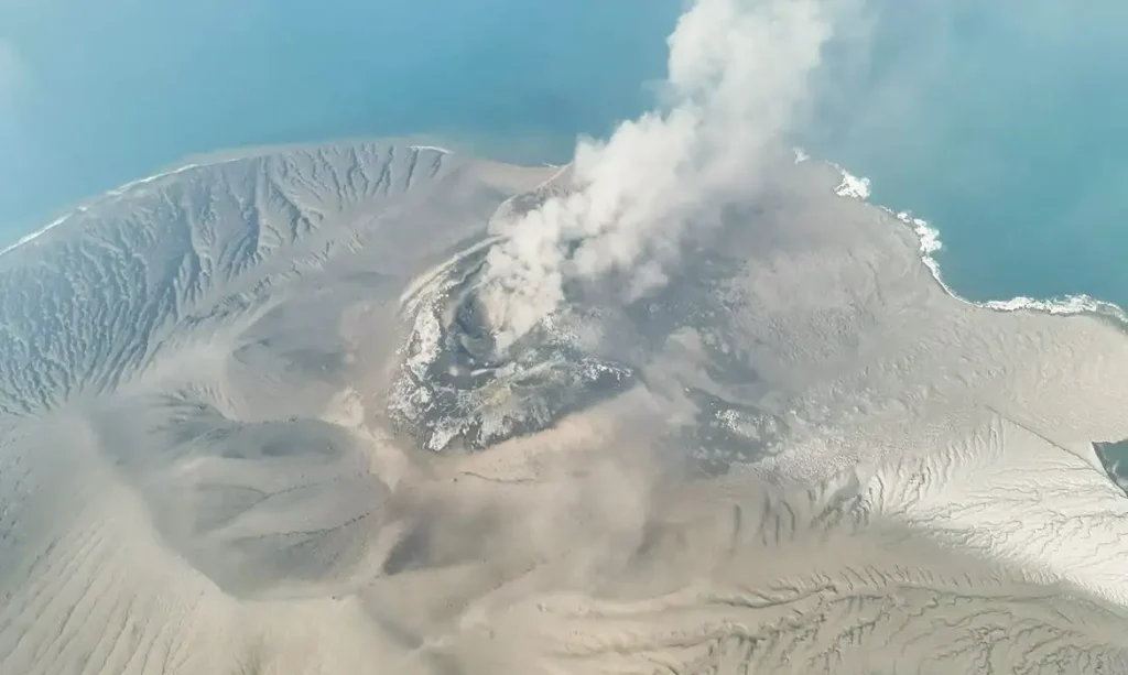 A drone view shows Mount Anak Krakatau volcano spewing hot ash during an eruption, in South Lampung, Lampung province, Indonesia, September 5, 2026. Center for Volcanology and Geological Hazard Mitigation (PVMBG)/Handout via REUTERS ATTENTION EDITORS - THIS IMAGE HAS BEEN SUPPLIED BY A THIRD PARTY. MANDATORY CREDIT. NO RESALES. NO ARCHIVES.
TPX IMAGES OF THE DAY