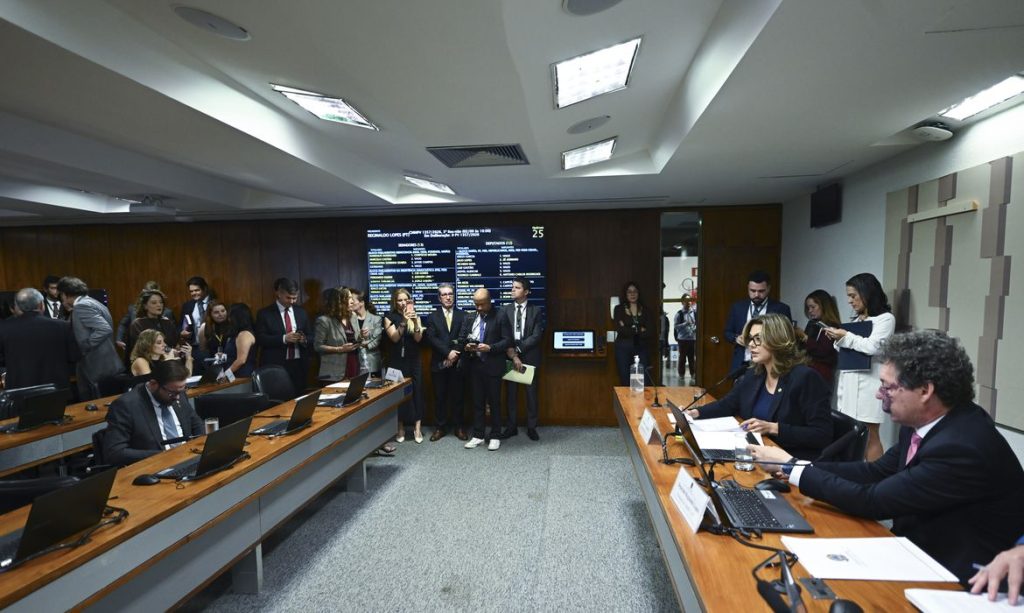 Comissão Mista da Medida Provisória (CMMPV) n° 1.357, de 2026, que permite que o ministro da Fazenda altere as alíquotas de imposto de importação para remessas postais internacionais, também conhecido como