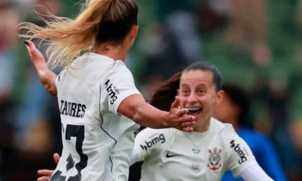 Corinthians vai às semifinais e enfrenta Bahia no Brasileirão Feminino