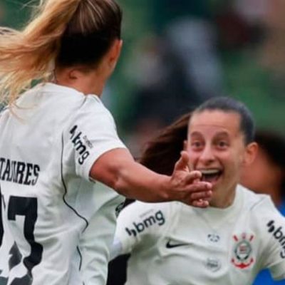 Corinthians vai às semifinais e enfrenta Bahia no Brasileirão Feminino